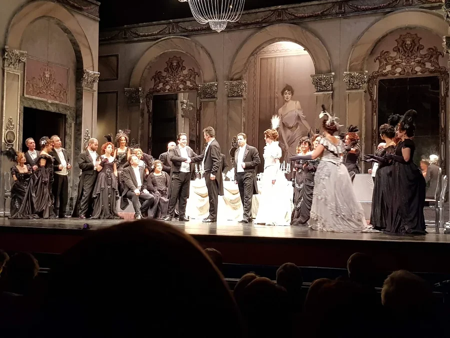 Performance at Teatro Serrano in Gandia