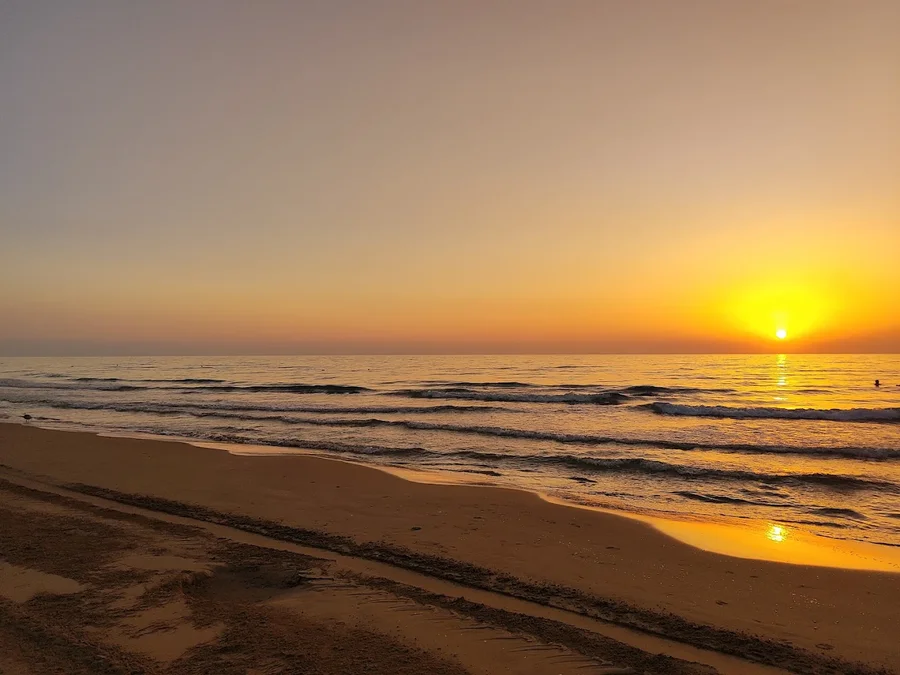 Sunrise at Playa Norte in Gandía