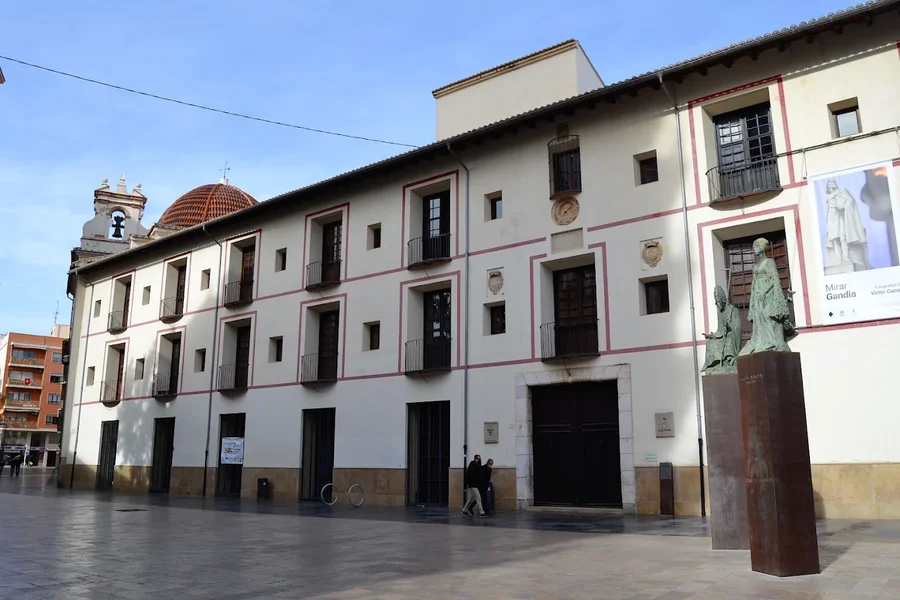 Facade of the Former University of Gandia