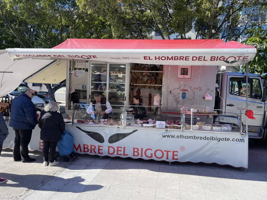 Spanish products at Gandía Beach market